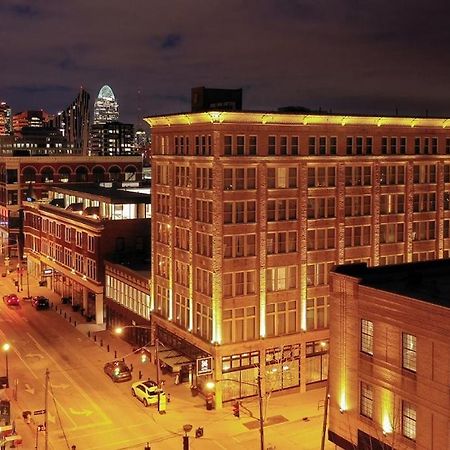 Hotel Covington Cincinnati Riverfront Екстер'єр фото