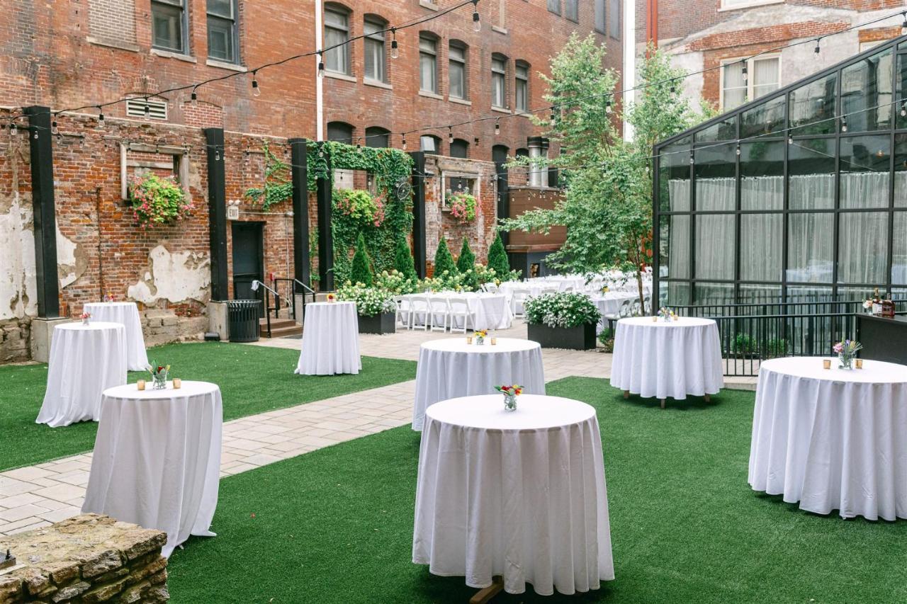 Hotel Covington Cincinnati Riverfront Екстер'єр фото