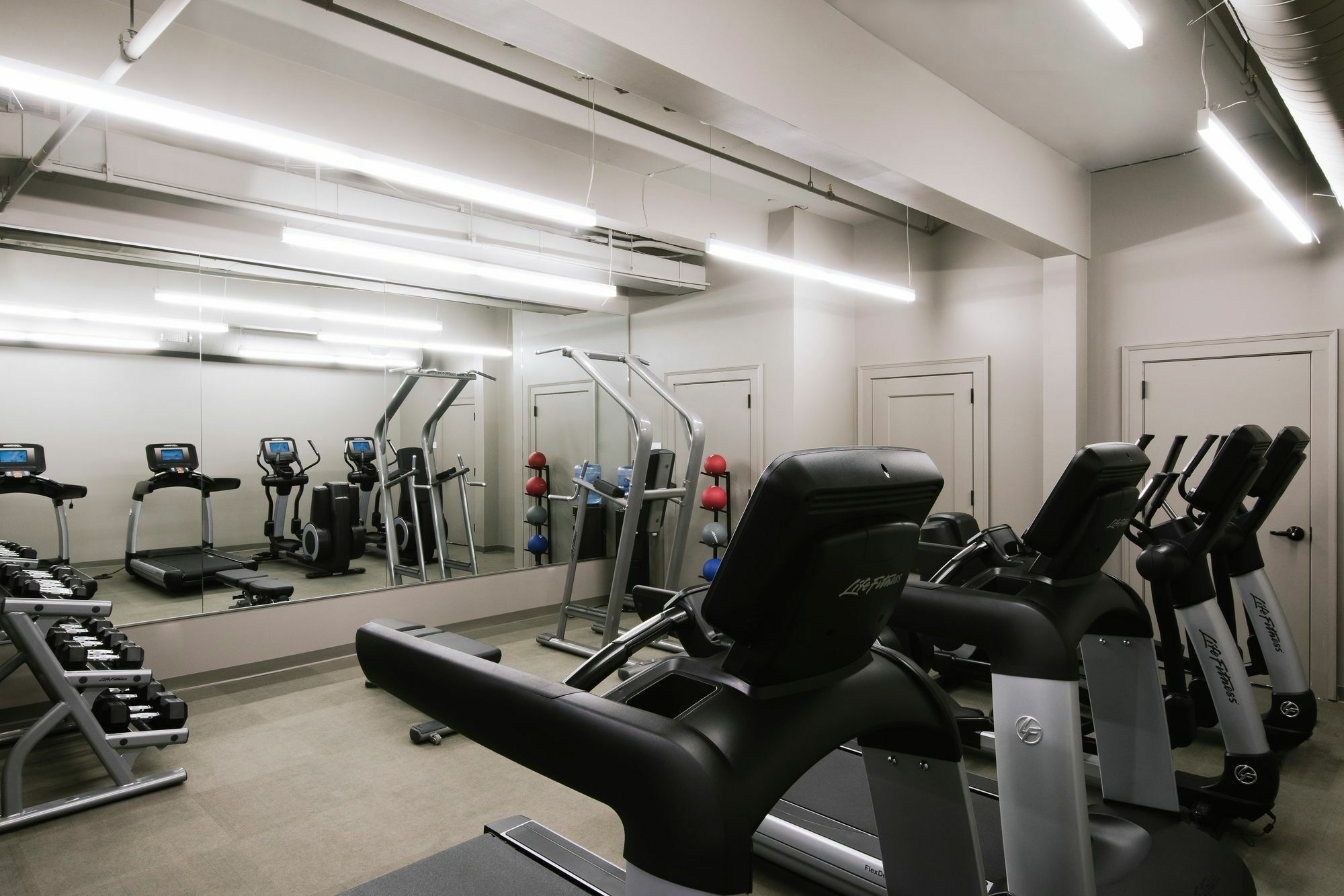 Hotel Covington Cincinnati Riverfront Екстер'єр фото